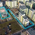 Lovely In With Private Parking Apartment *