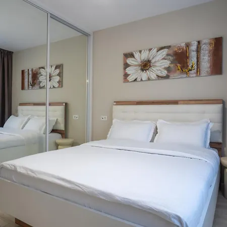 Apartment Lovely In With Private Parking Brasov