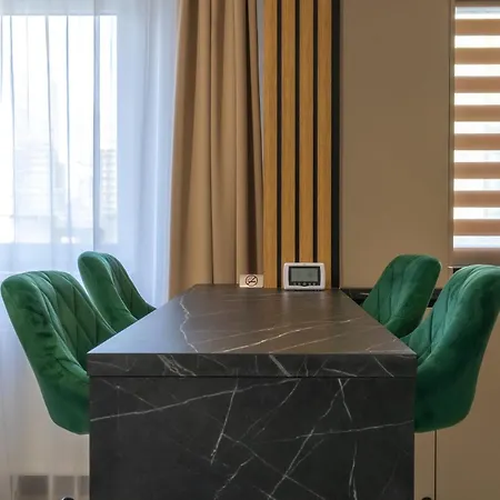 Lovely In With Private Parking * Brasov