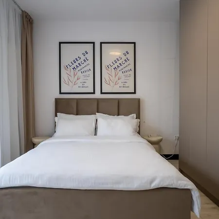 Apartment Lovely In With Private Parking