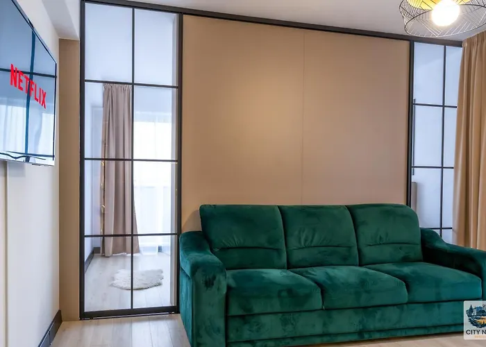 Lovely In With Private Parking *