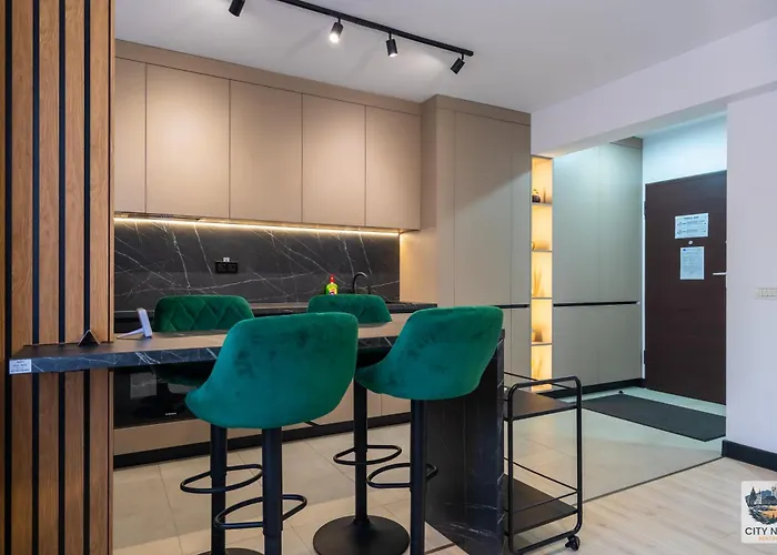 Lovely In With Private Parking *