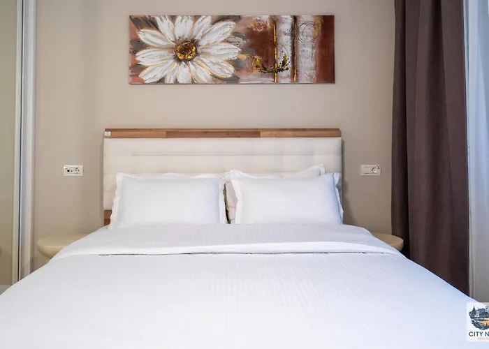 Apartment Lovely In With Private Parking *