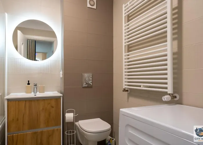 Lovely In With Private Parking Brasov